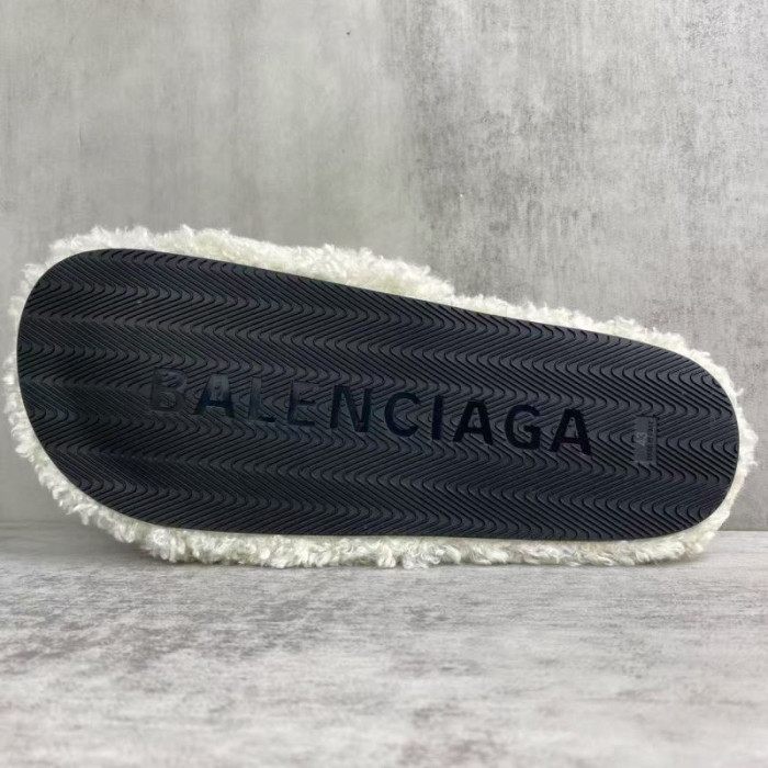 Ba*len*cia*ga Sandals W3R83 9000