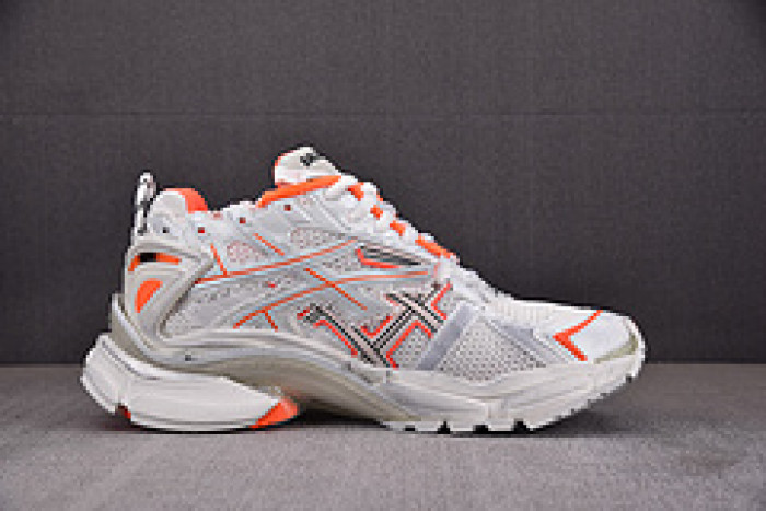 Ba*len*cia*ga Runner 677403 W3RM 9770