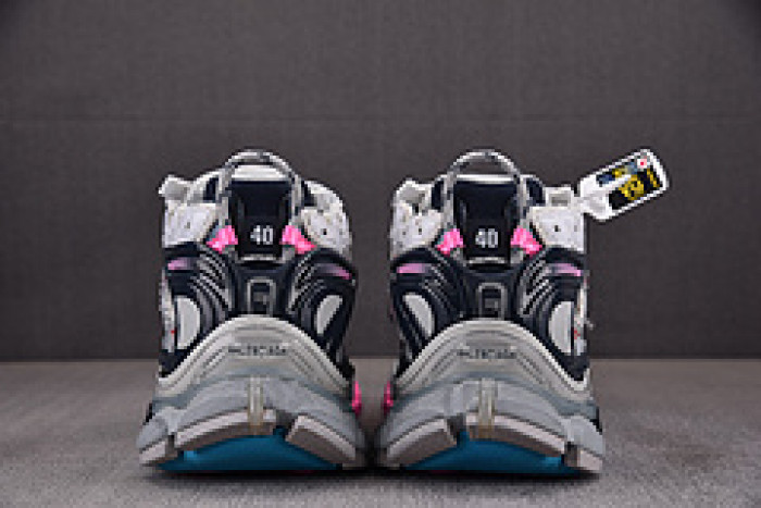 Ba*len*cia*ga Runner 772774 W3RMU 9154