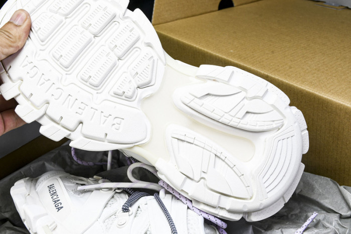 Ba*len*cia*ga TRACK 800590 WTRHK 0010