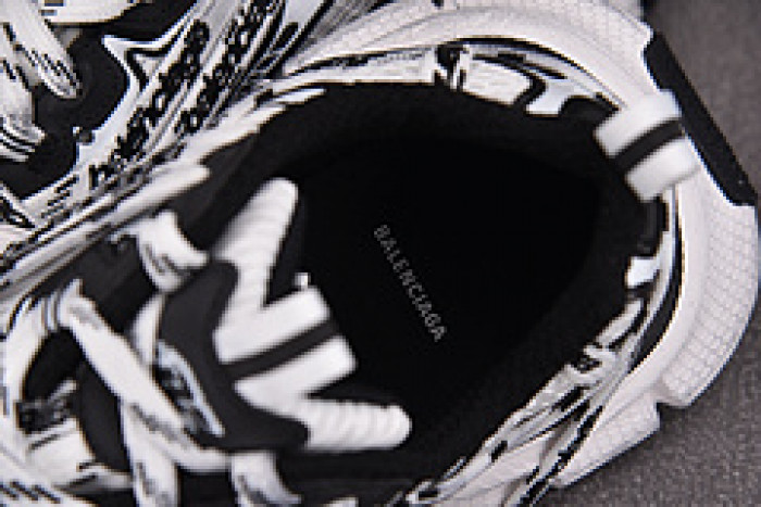 Ba*len*cia*ga 3XL SNEAKER 825598 W3XHL 9010