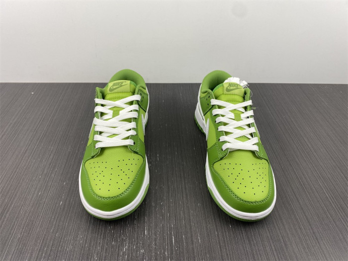 nike dunk low chlorophyll dj6188-300