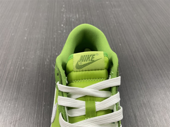 nike dunk low chlorophyll dj6188-300