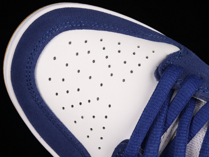 nike sb dunk low los angeles dodgers do9395-400