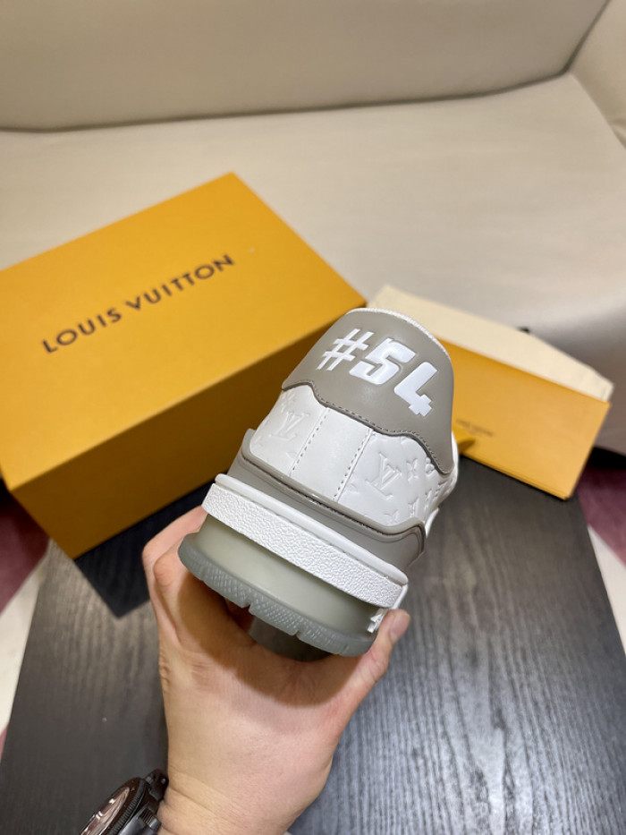 l0vt sneakers