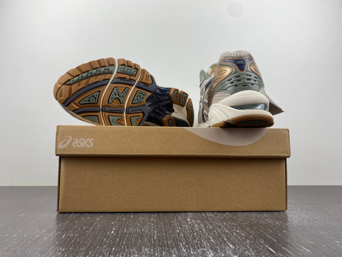 As*ic*s sneaker as05304