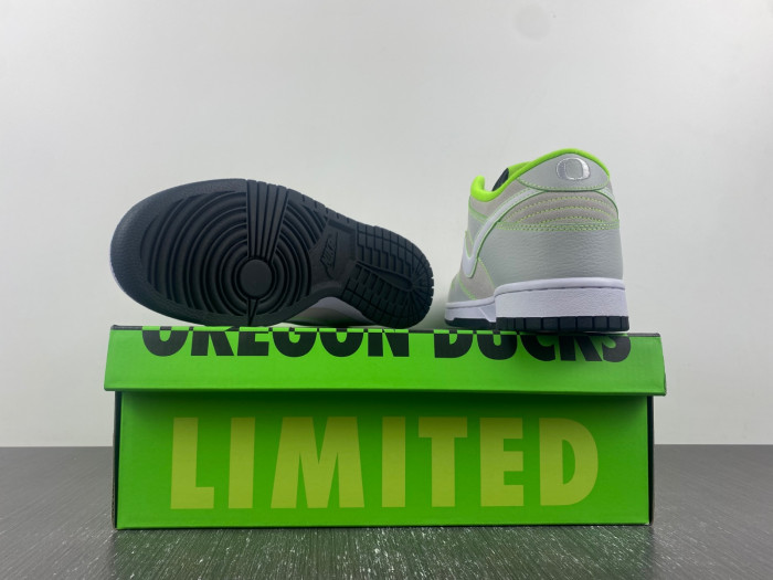 nike dunk low university of oregon pe fq7260-001