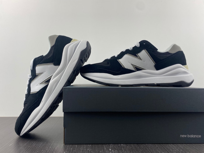 new balance 57/40 team black m5740cb