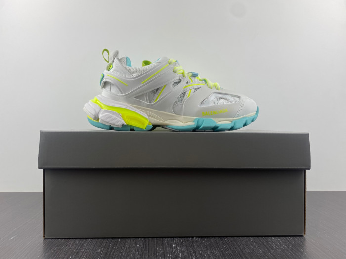 Ba*len*cia*ga track w3ac6 9704