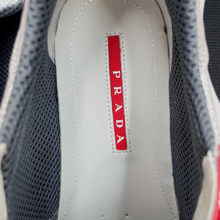 pra*a sneaker p046