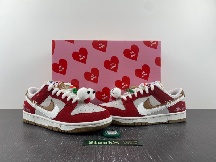 nike dunk low se 85 chrismas do9457-112