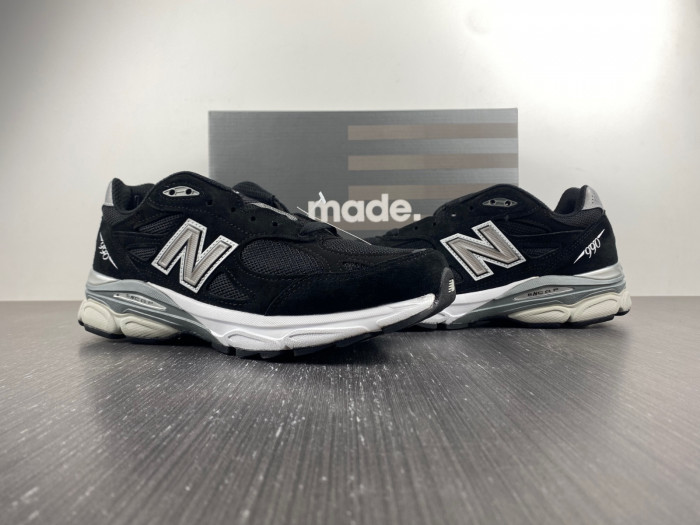 new balance 990v3 black white m990bs3