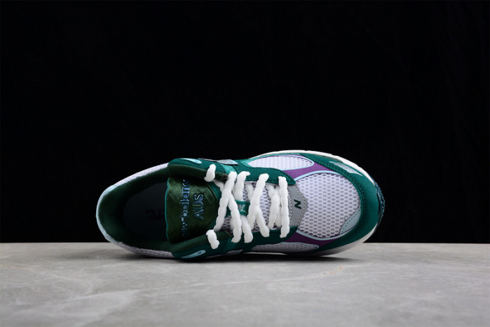 new balance 2002r up there backyard legends m2002rut