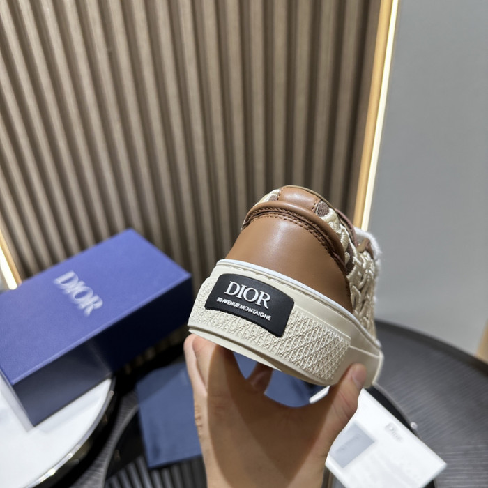 D*0r B33 SNEAKERS D20018