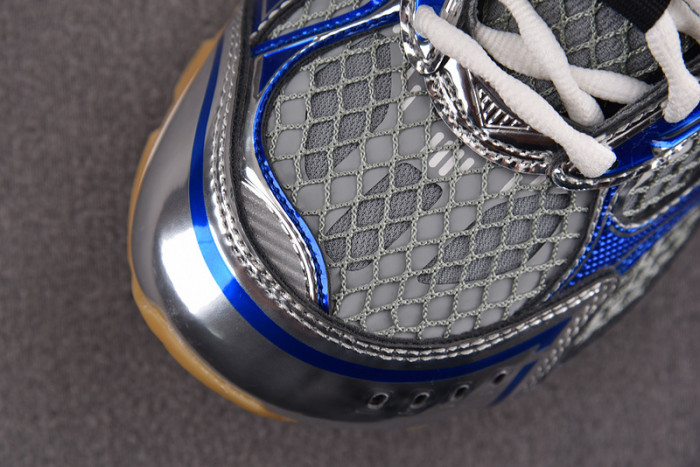 Bo*te*ga Ve*ne*ta BV037