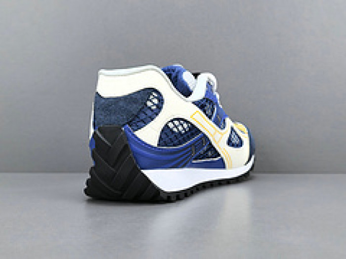 Bo*te*ga Ve*ne*ta BV051