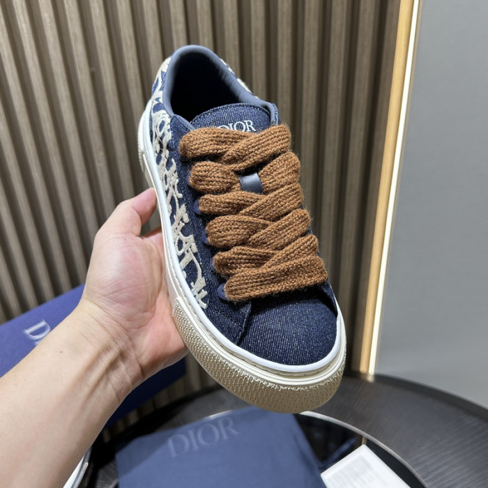 D*0r B33 SNEAKERS D20019