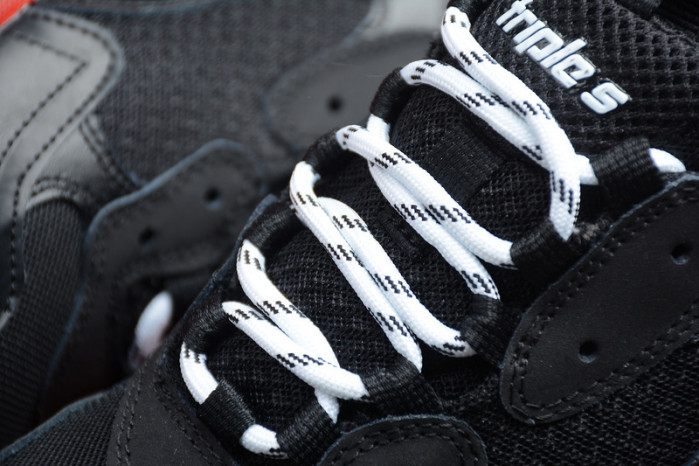 Ba*len*cia*ga Triple S SNEAKER W09O5 7412