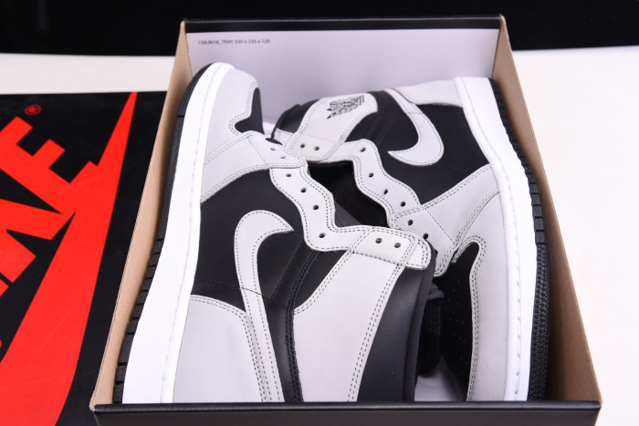 air jordan 1 high og light smoke grey 555088-035