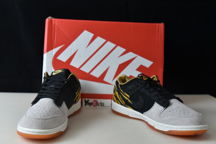 nike dunk low year of the tiger dq5351-001