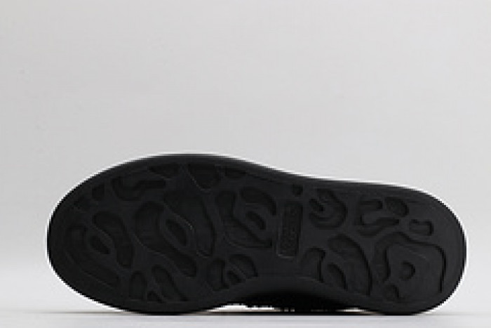 Ale*d*r M*Q*en E2703