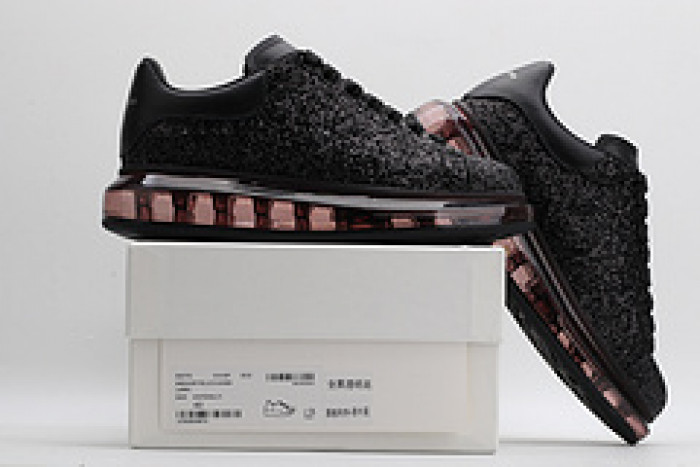 Ale*d*r M*Q*en E2720