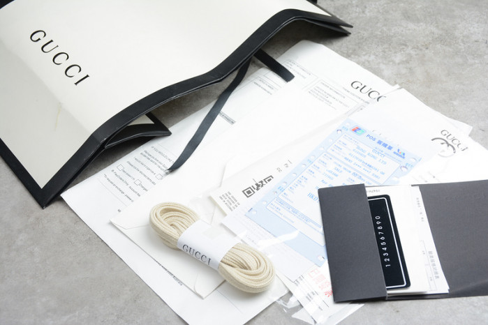 G*u*i ACE EMBROIDERED LOW-TOP SNEAKER E2284