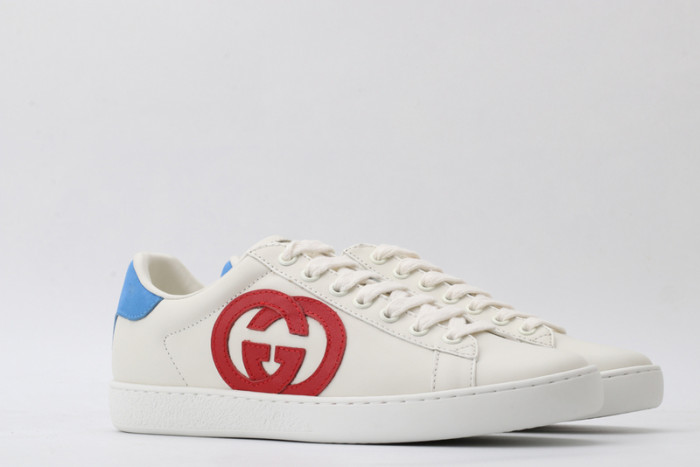 g*u*i ace embroidered low-top sneaker e2334