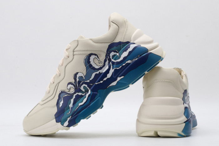 G*u*i ACE EMBROIDERED LOW-TOP SNEAKER E2291