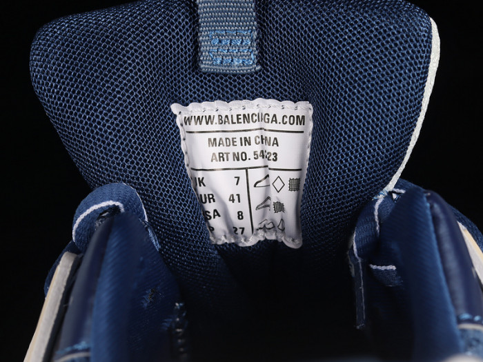 Ba*len*cia*ga TRACK W1GC4 9050