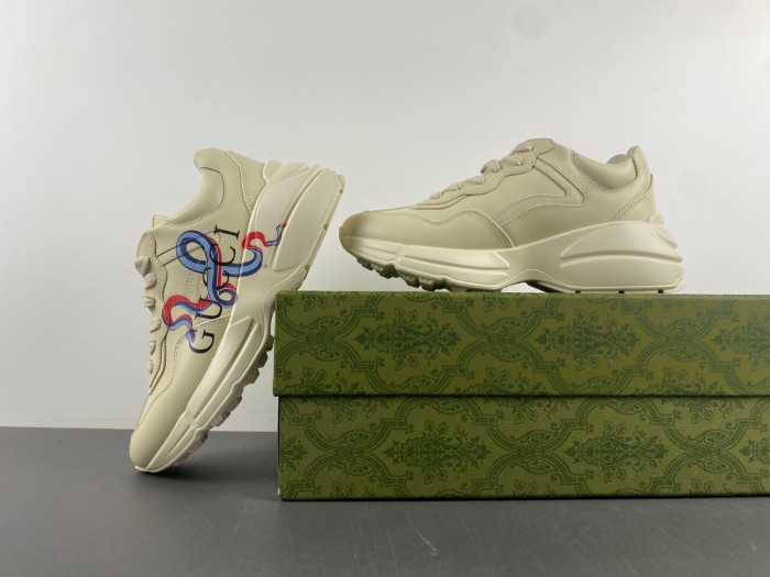 G*u*i SNEAKER E250217