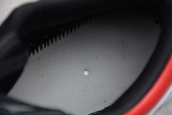 jordan 1 low black toe 553558-116