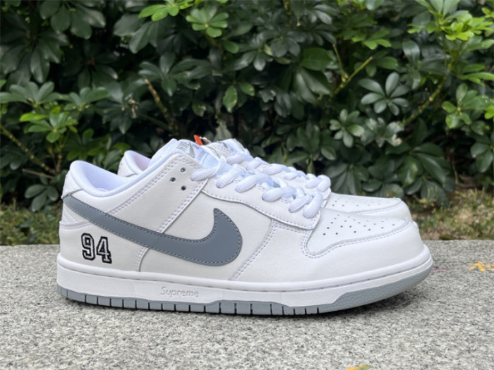 S*prem* x Nike SB Dunk Low White / Metallic Silver-White HQ8487-100