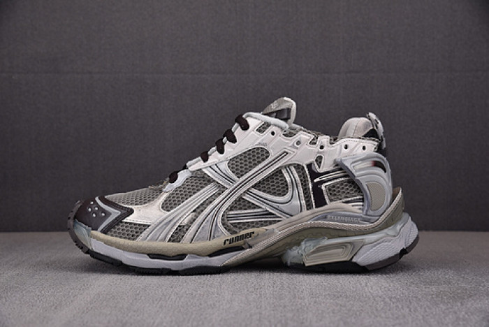 Ba*len*cia*ga Runner 772774 W3RMU 2000