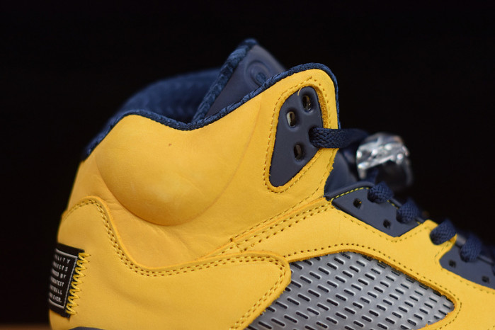 AIR JORDAN 5 RETRO MICHIGAN (2019) CQ9541-704