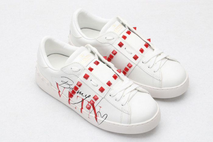 valentino sneakers v109