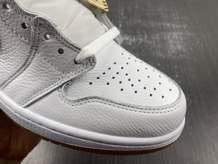 air jordan 1 high og wmns “metallic gold” fd2596-107