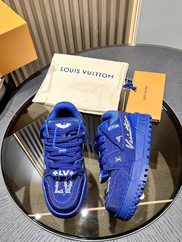 l0vt maxx sneakers