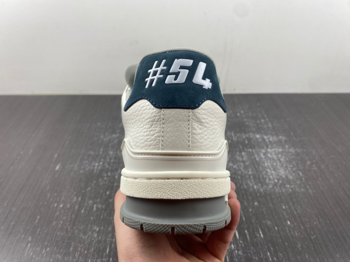 l0vt sneakers