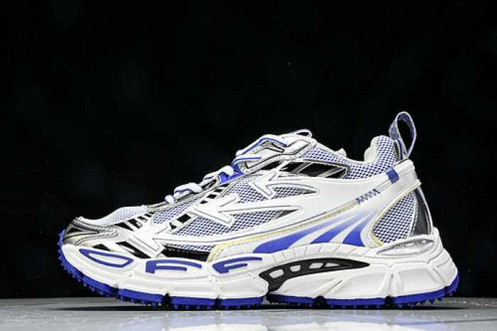 Off-White c/o Virgil Abloh