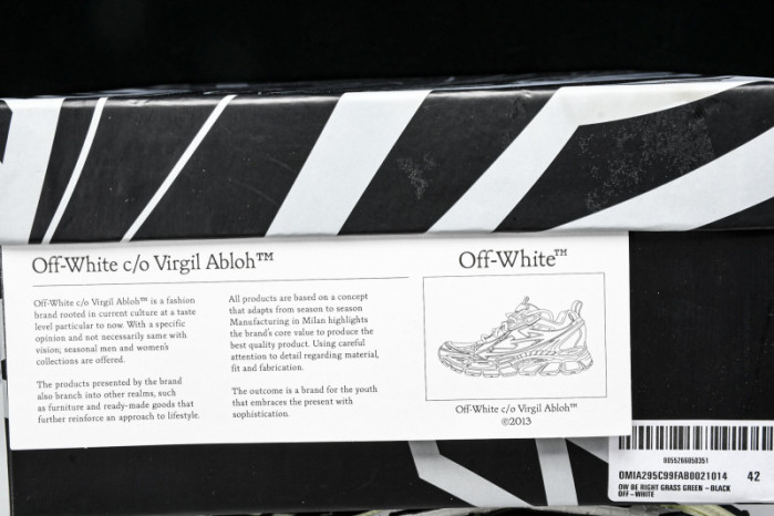 Off-White c/o Virgil Abloh