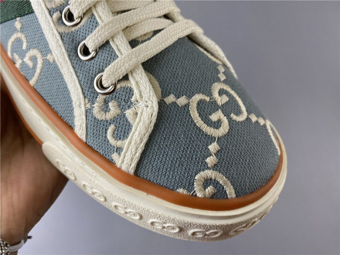 G*u*i SS20 1977 SERIES E1124