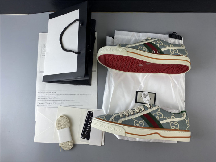 G*u*i SS20 1977 SERIES E1124