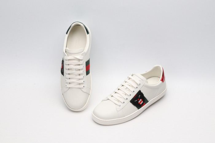 g*u*i ace embroidered low-top sneaker e2303