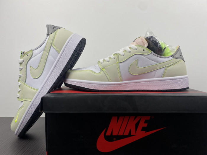 air jordan 1 retro low white ghost green black dm7837-103