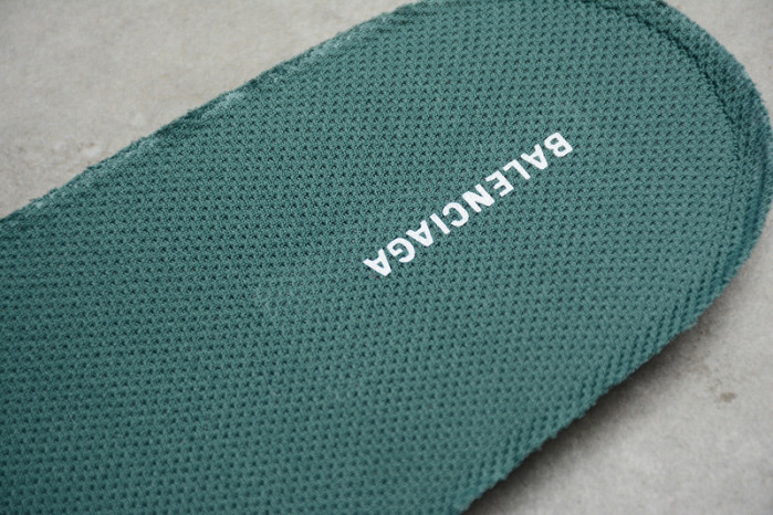 Ba*len*cia*ga track sneaker dark green 542023-w2la1-3004