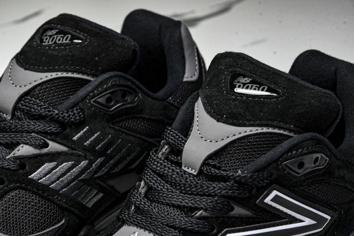 New Balance 9060 U9060BB