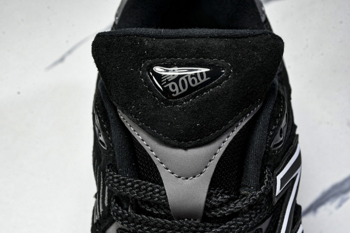 New Balance 9060 U9060BB