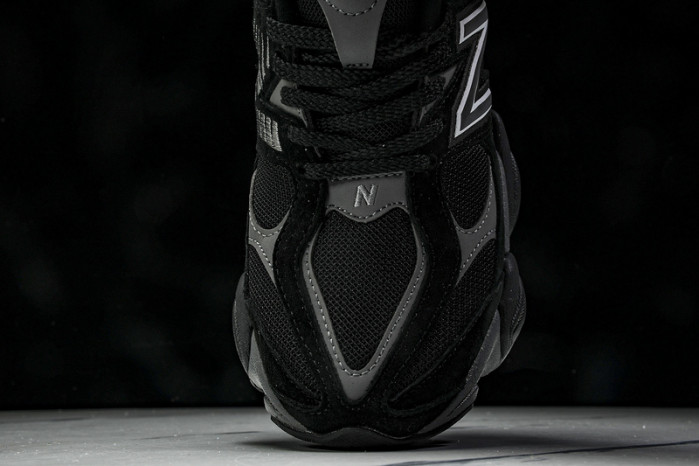 New Balance 9060 U9060BB