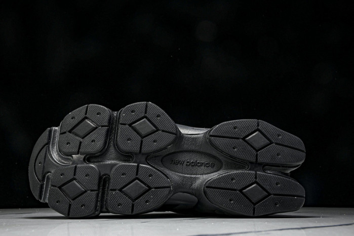 New Balance 9060 U9060BB